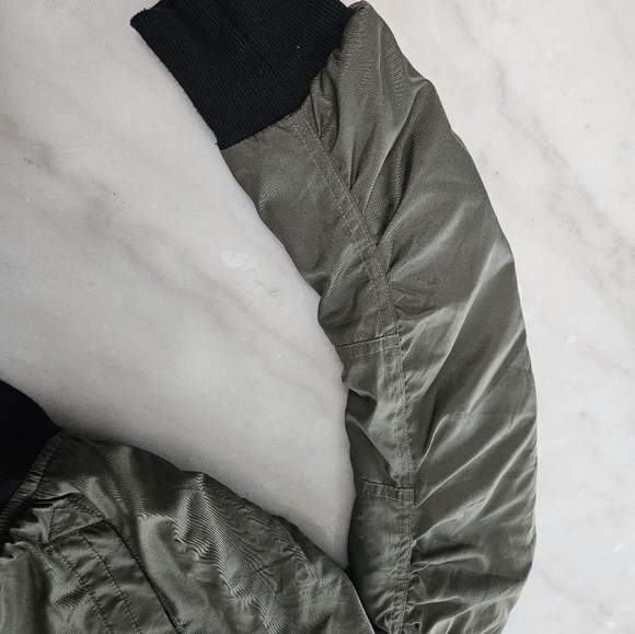 ACEMI WOMENS black fleece jacket, Size Small - Picture 5 of 11